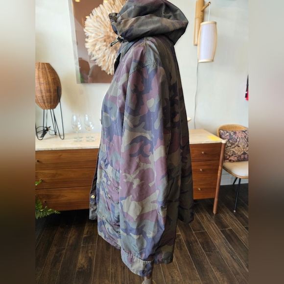 J. Crew Womens Camo Windbraker Sz L - Picture 3 of 8